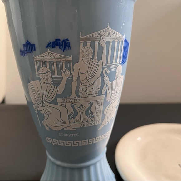 VTG 1961 Jim Beam Novelty Ligth Blue Milk Glass Greek Philosopher & Plate - Picture 2 of 8